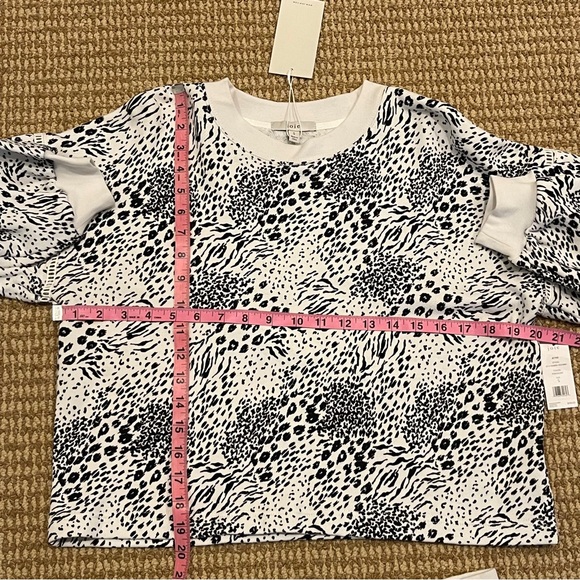 Joie Animal Print Jeyne Sweatshirt and Tempest Joggers Sweatsuit Small NWT - Picture 3 of 10